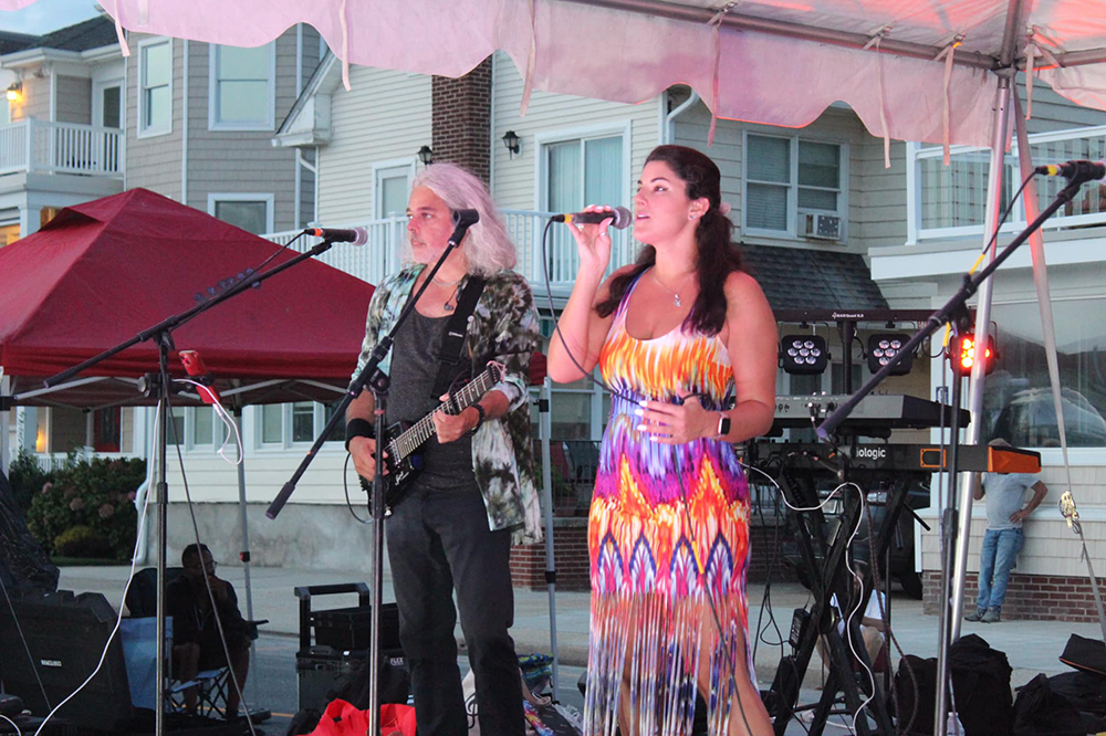 Ventnor secures contract for band shell