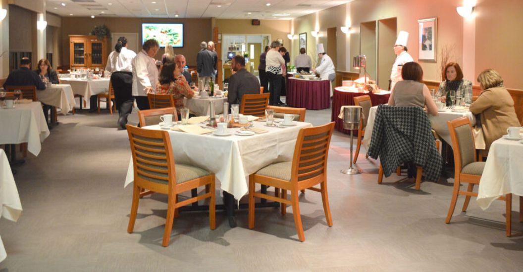 Carême’s Student-Run Gourmet Restaurant to Open for Lunch During Spring Semester Starting February 12