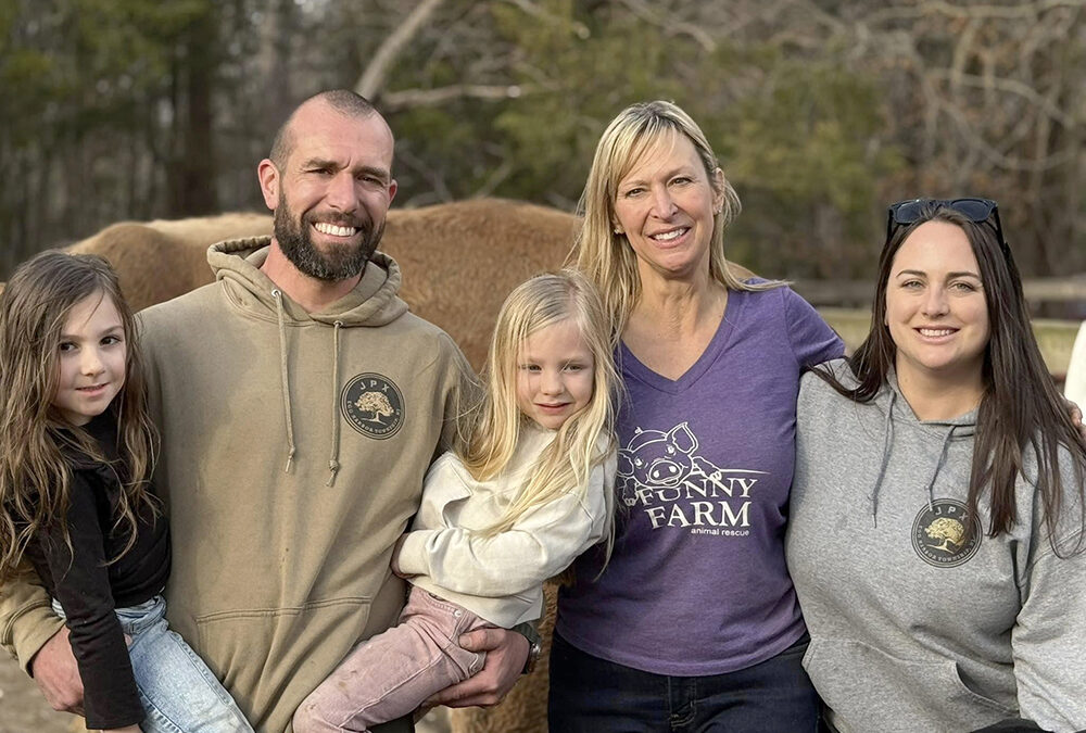 Community unites to save 2,000-pound steer at Funny Farm Rescue