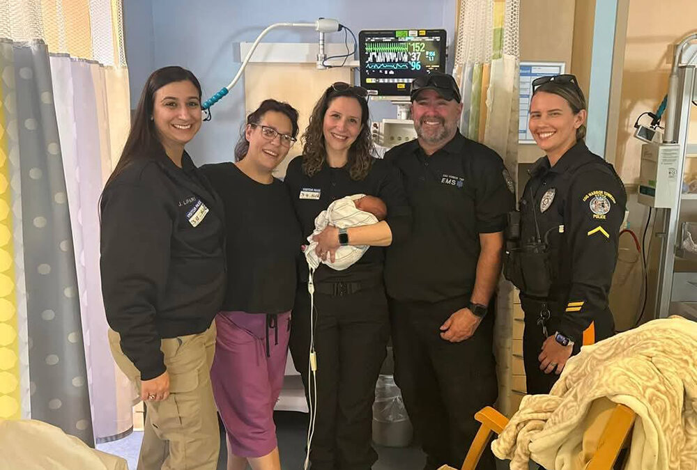 Emergency delivery: EHT Police and EMS assist in roadside birth