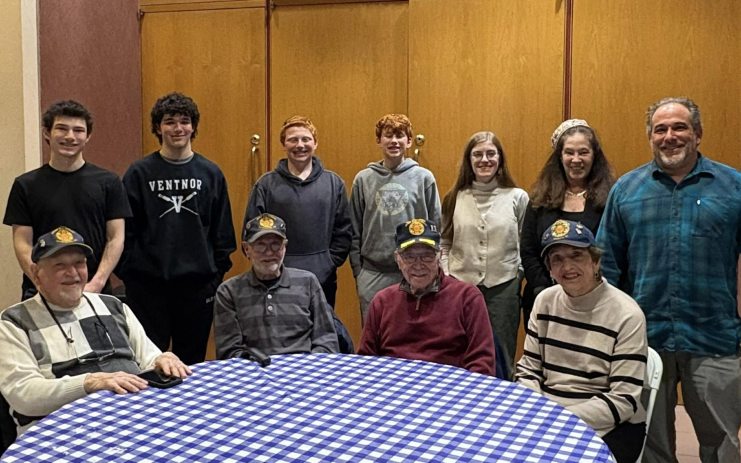 Teens Meet with Jewish War Veterans